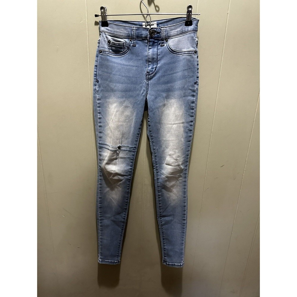 Mudd Superior High Rise Stretch Jegging Light Blue Wash Distressed Size 1